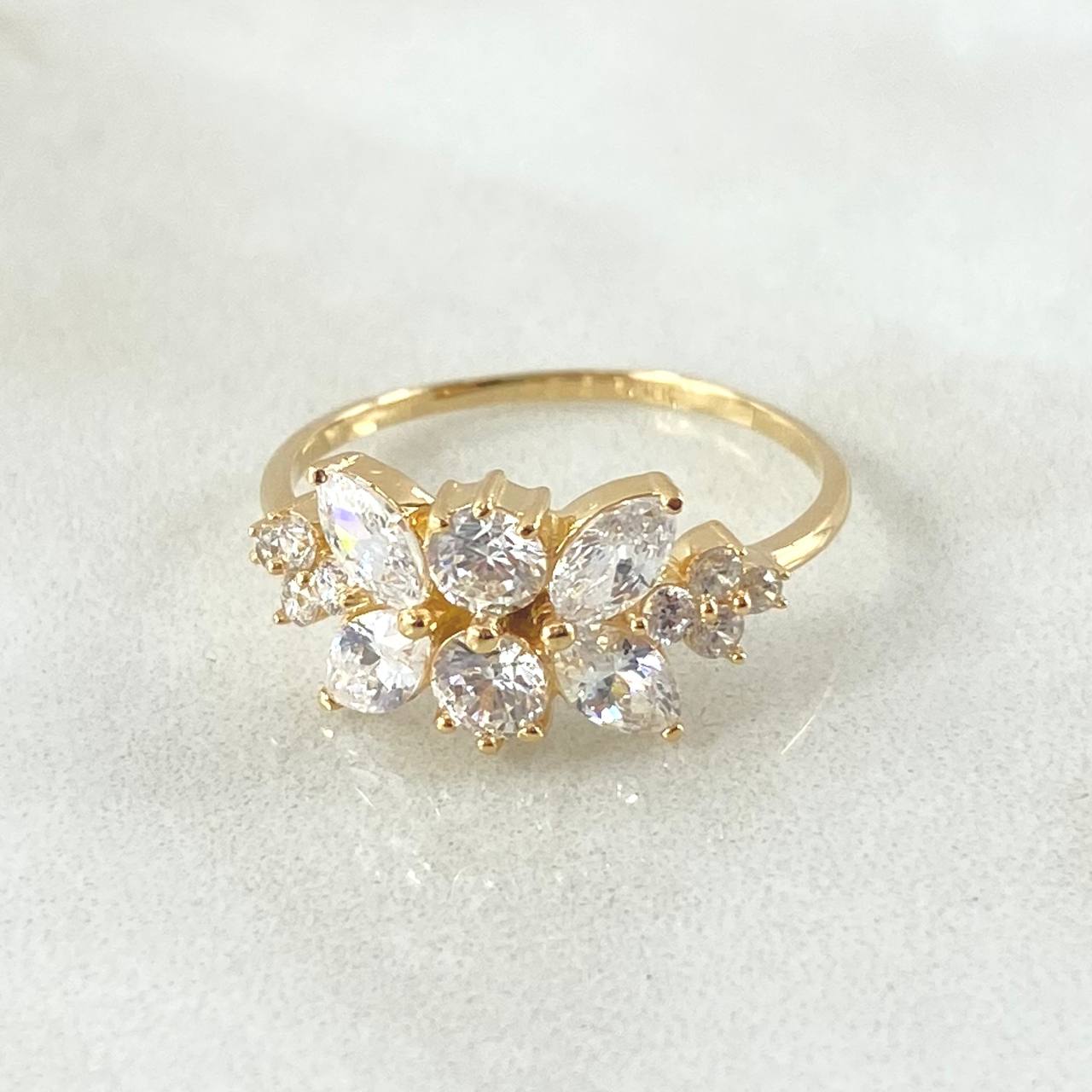 Leaf Set in Sequence - Stud Earrings 1.3cm (0.5in) - Ring Size 6 1/2 5.3gr White Zircons Special Birth 18K Gold