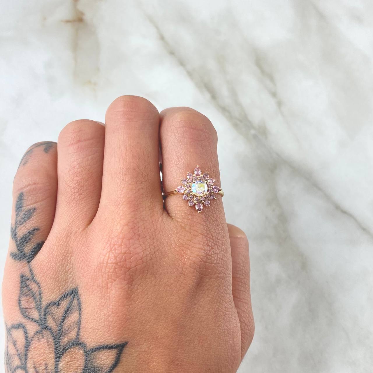 Starry Flower Set - Stud Earrings 1.2cm - Ring Size 6 1/4 4.7gr Lilac White Zirconia Special Mother of Pearl 18K Gold