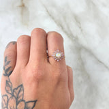 Starry Flower Set - Stud Earrings 1.2cm - Ring Size 6 1/4 4.7gr Lilac White Zirconia Special Mother of Pearl 18K Gold