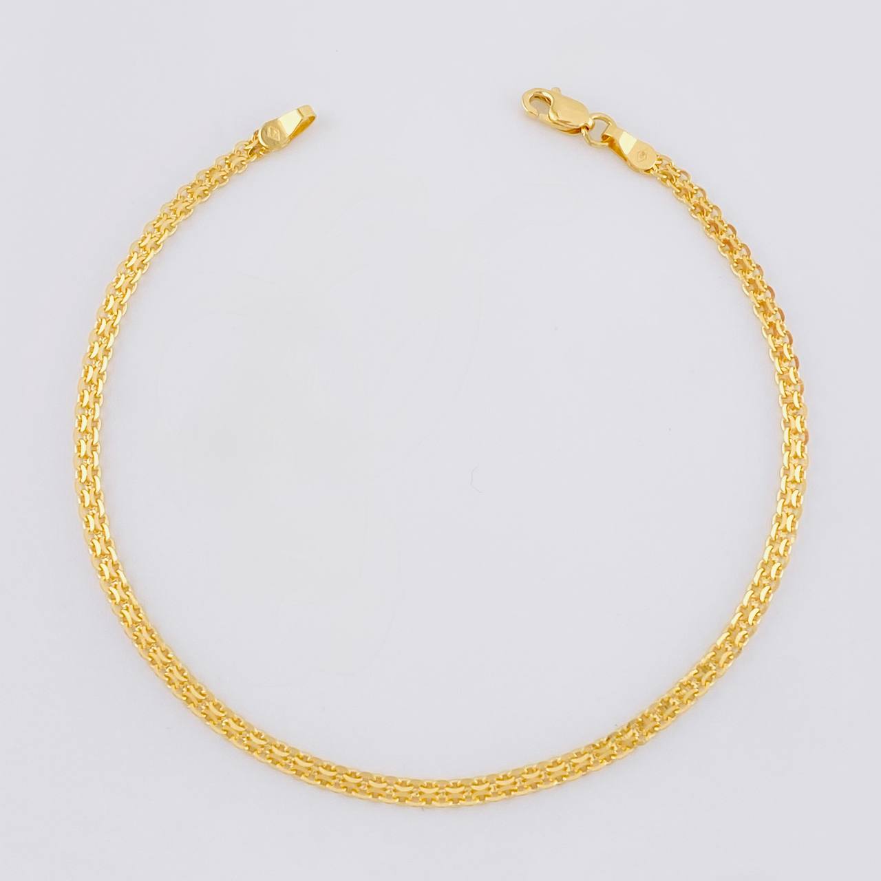 Pulso Chino 2.65g / 7 1/2 in / 2.4mm Oro Amarillo 18K