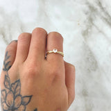 Anillo Solitario Carril Infinito 1.8gr / T6 3/4 / Circones Blancos Oro Amarillo 18K