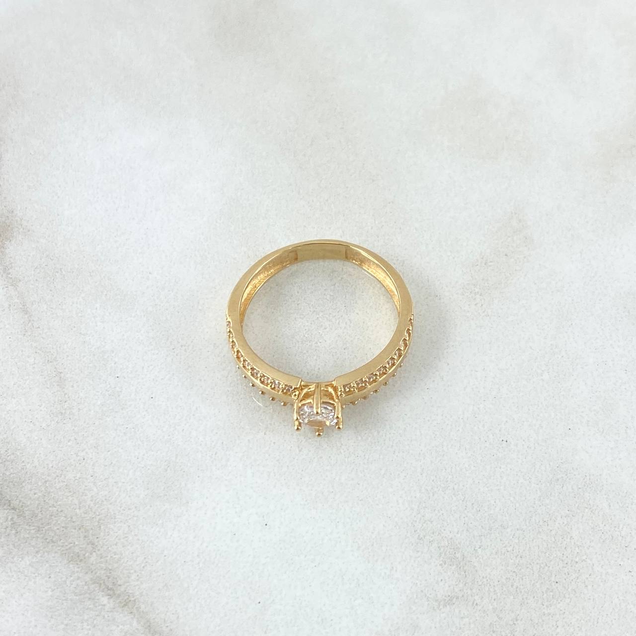 Anillo Solitario Doble Carril 2.3gr / T6 1/2 / Circones Blancos Oro Amarillo 18K