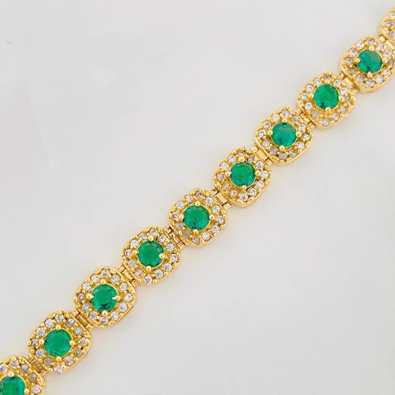 Bracelet Halo Tennis 12.95g / 7 in / 6.07mm Yellow Gold 18K
