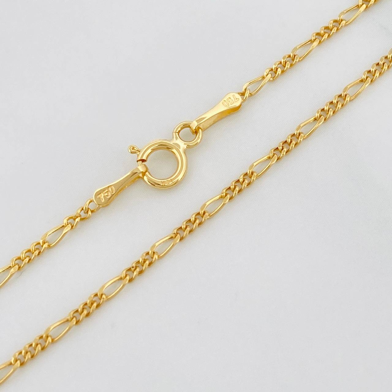 Pulso Figaro 0.75 g / 7 1/2 in / 1.5 mm Oro Amarillo 18K