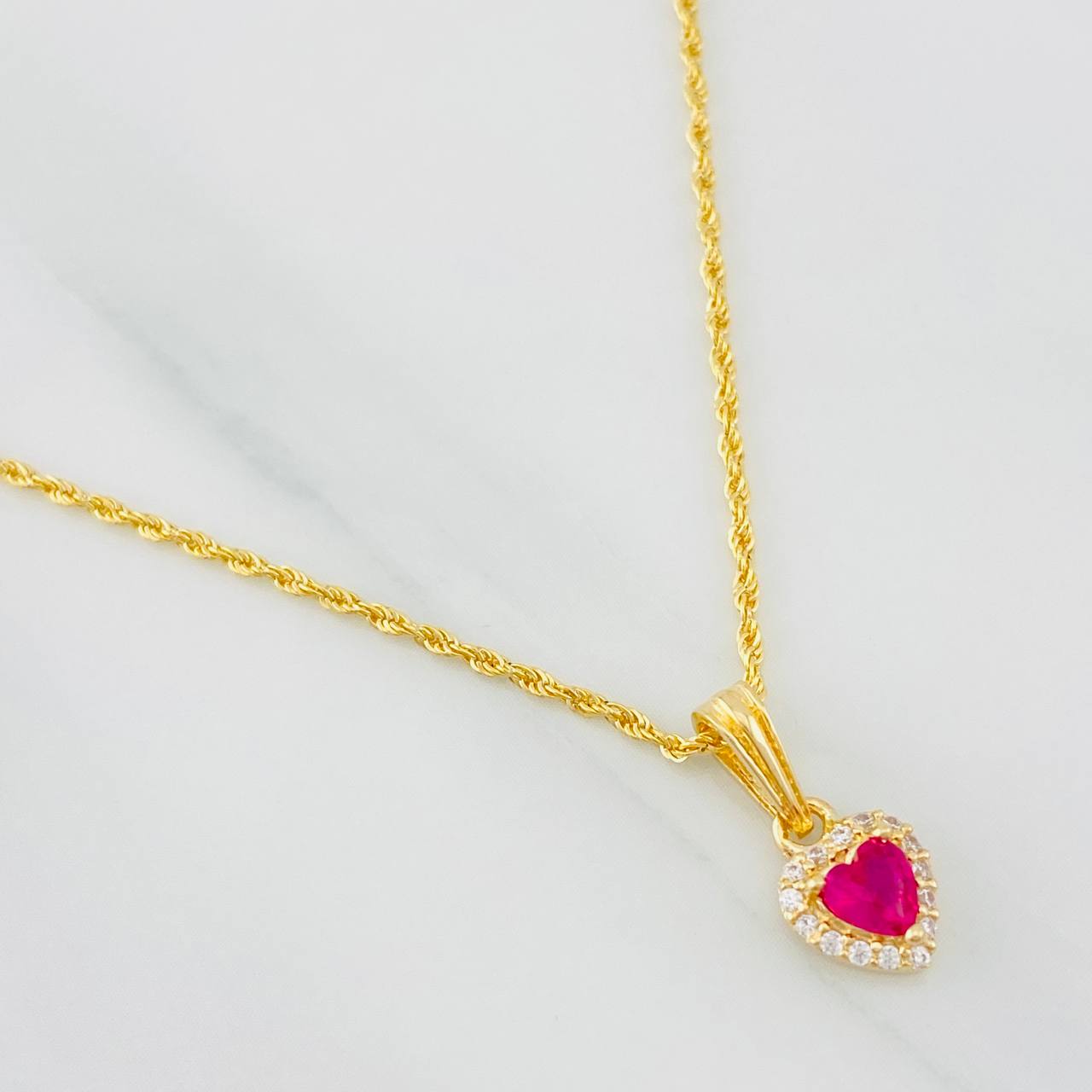 Set Cadena Lazo + Dije Halo Corazon / 1.9g / 20 in Oro Amarillo 18K