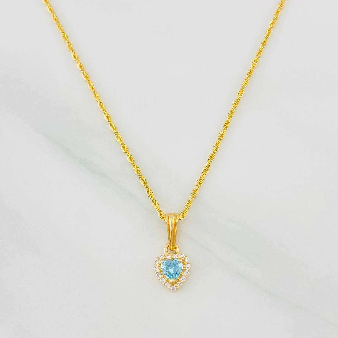 Set Cadena Lazo + Dije Halo Corazon / 1.85g / 18 in Oro Amarillo 18K