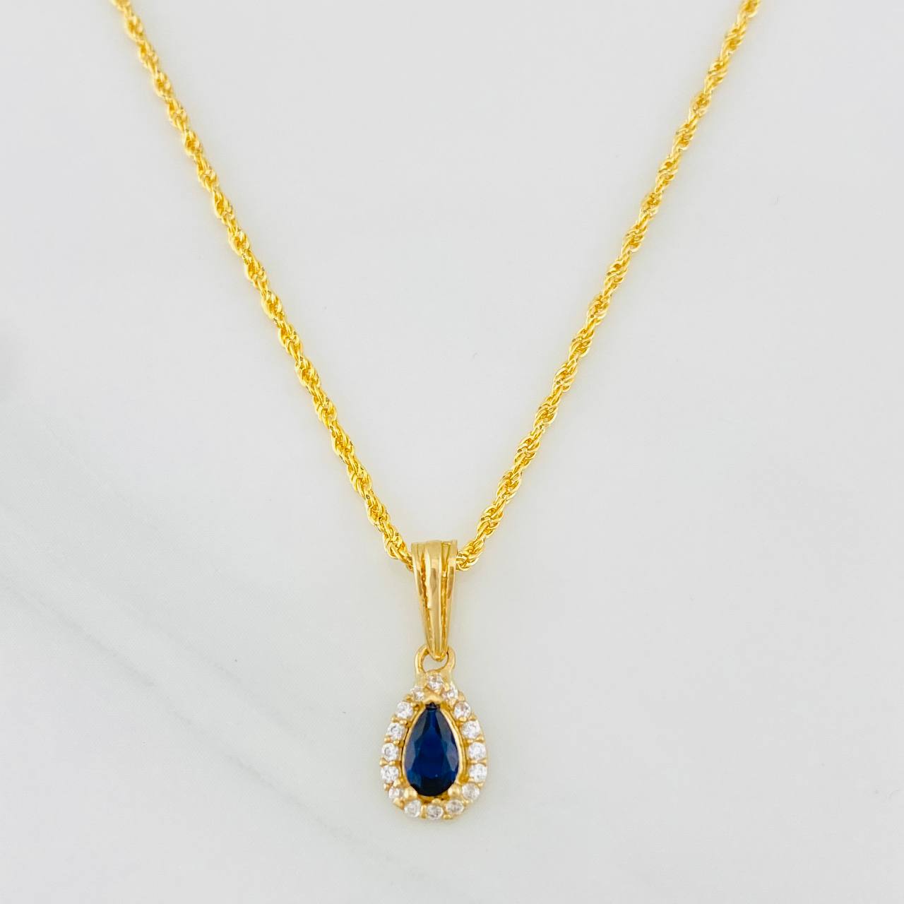 Rope Chain Set + Tear Drop Halo Pendant / 1.7g / 20 in 18K Yellow Gold
