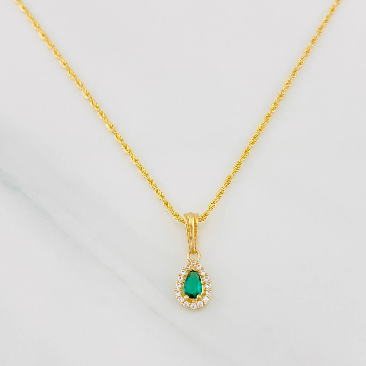 Rope Chain Set + Tear Drop Halo Pendant / 1.6g / 18 in Yellow Gold 18K