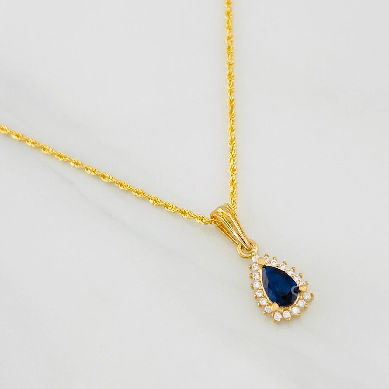 Rope Chain Set + Tear Drop Halo Pendant / 1.95g / 18 in Yellow Gold 18K