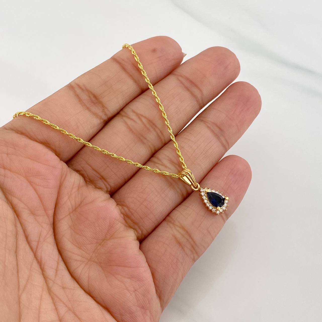 Set Rope Chain + Tear Halo Pendant / 2.1g / 20 in 18K Yellow Gold