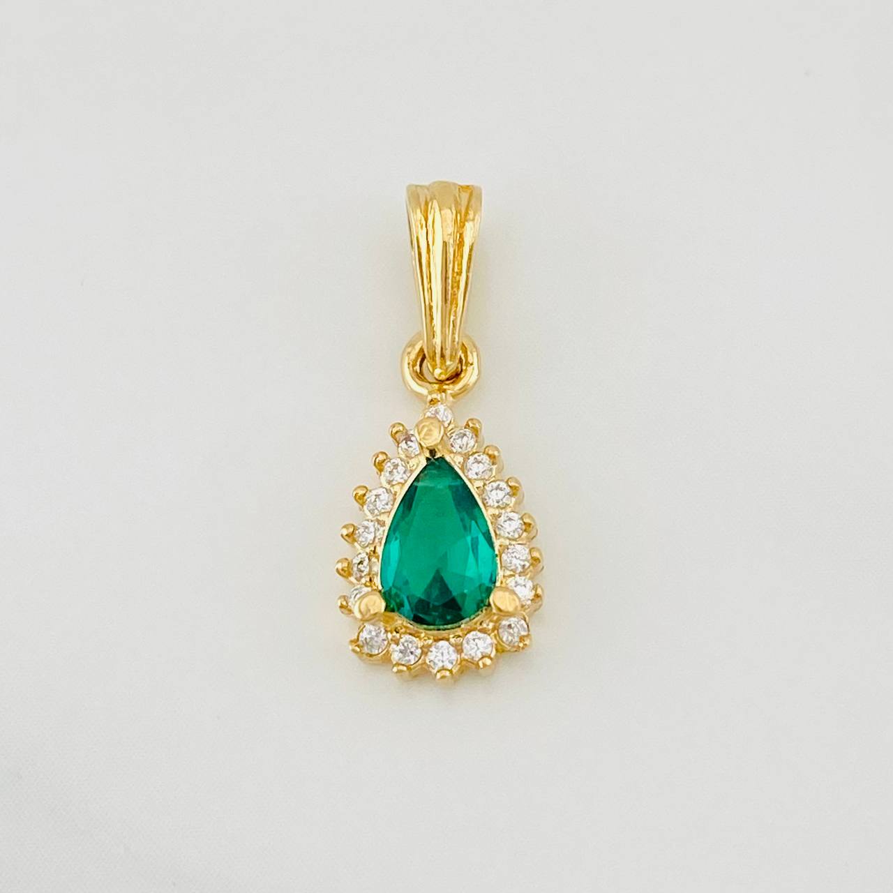 Dije Halo Gota 1.1g / 3/4 in Oro Amarillo 18K