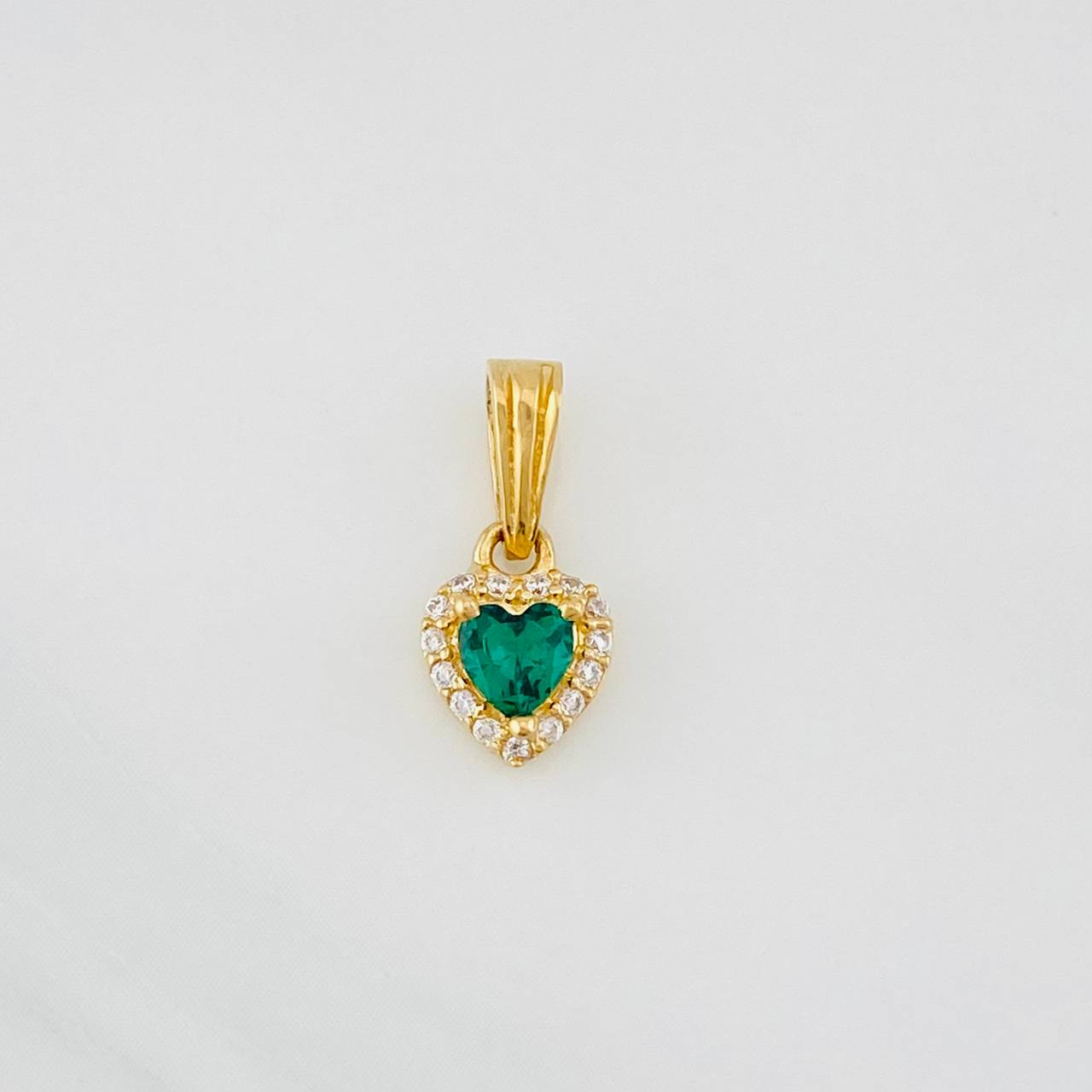 Dije Halo Corazón 0.85g / 1/2 in Oro Amarillo 18K