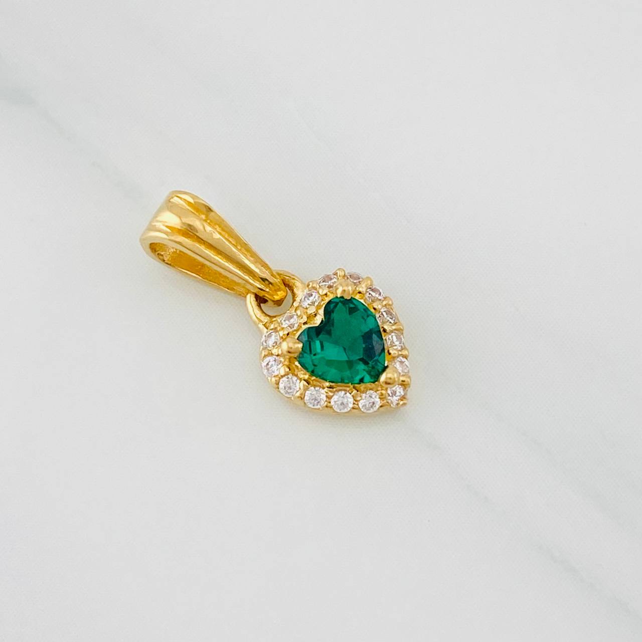 Dije Halo Corazón 0.85g / 1/2 in Oro Amarillo 18K