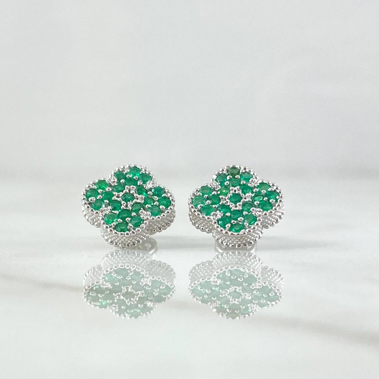 Stud Earrings Trébol VCyA 3.05gr / 9.1mm Emeralds 67pts 18K White Gold (Jewel) ©