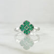 Anillo Trébol VCyA 2.55gr / T7 1/4 / Esmeraldas 33pts Oro Blanco 18K (Joya) ©