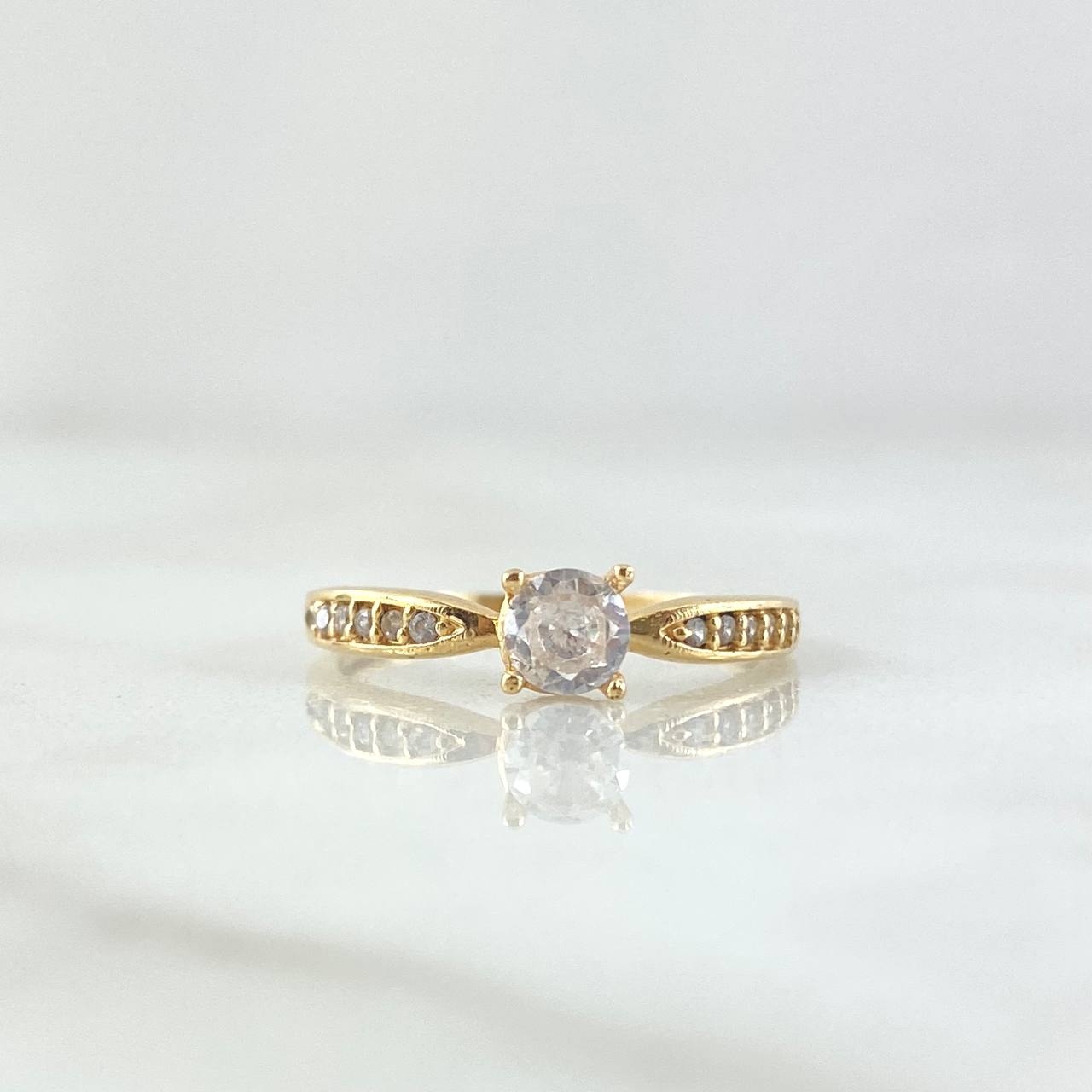 Olive Tips Ring 1.35gr / Size 4 1/4 / White Zircons 18K Yellow Gold
