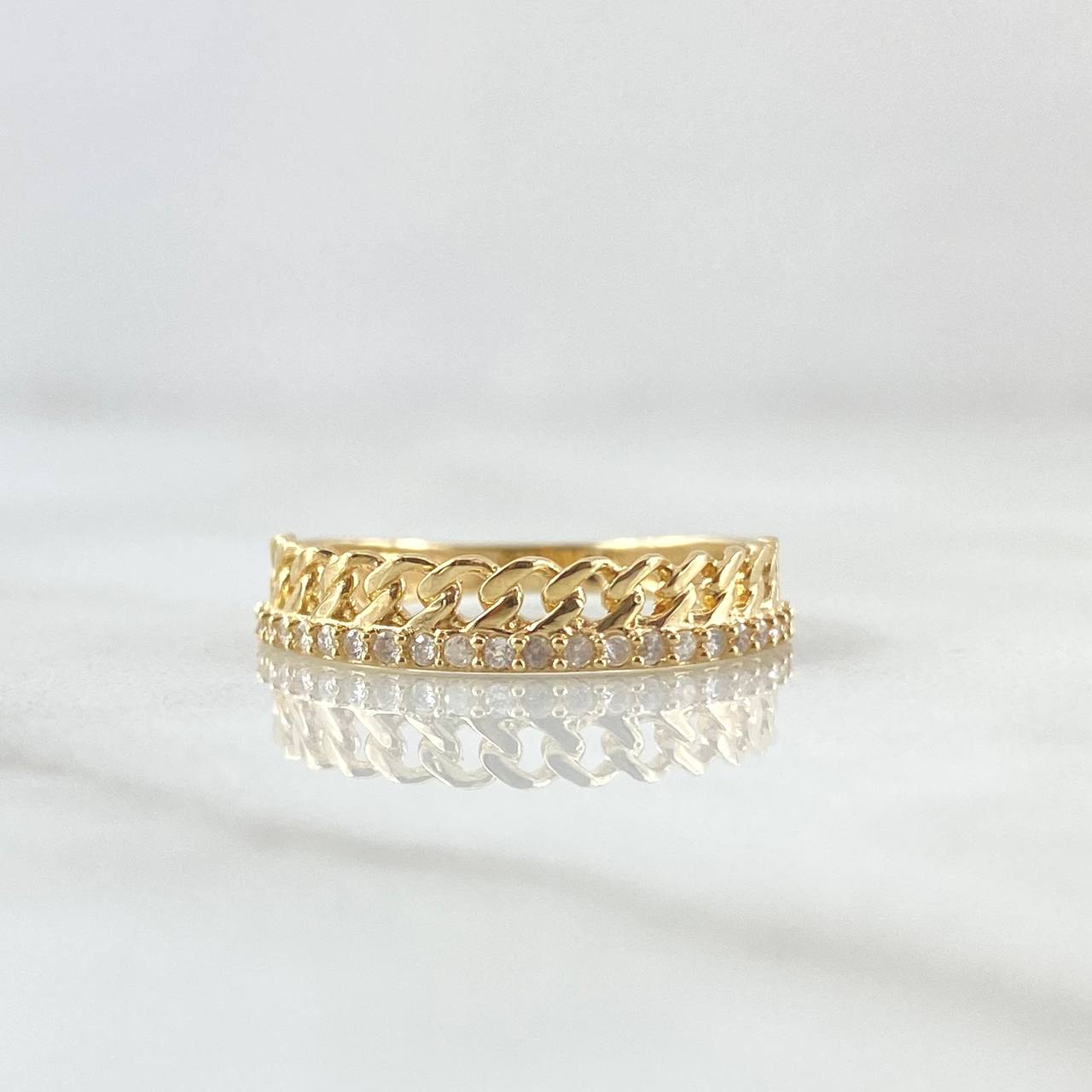 Anillo Cubano Churumbela 1.7gr / T5 1/4 / Circones Blancos Oro Amarillo 18K