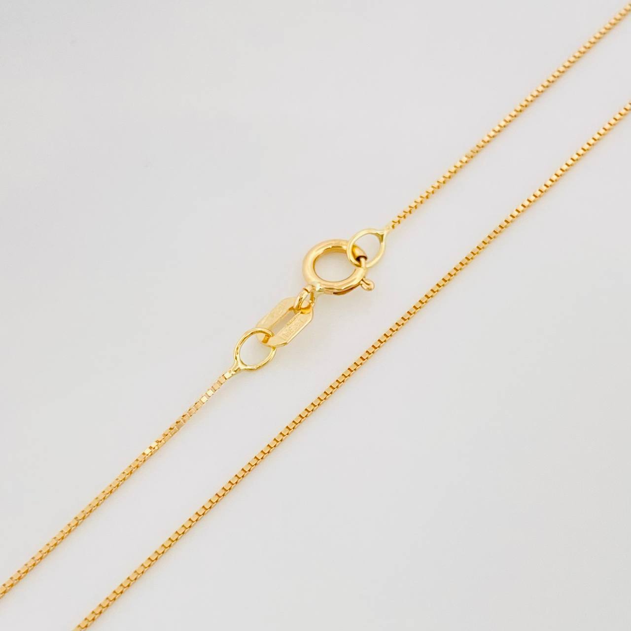 Cadena Veneciana 0.95g / 18 in / 0.5mm Oro Amarillo 18K