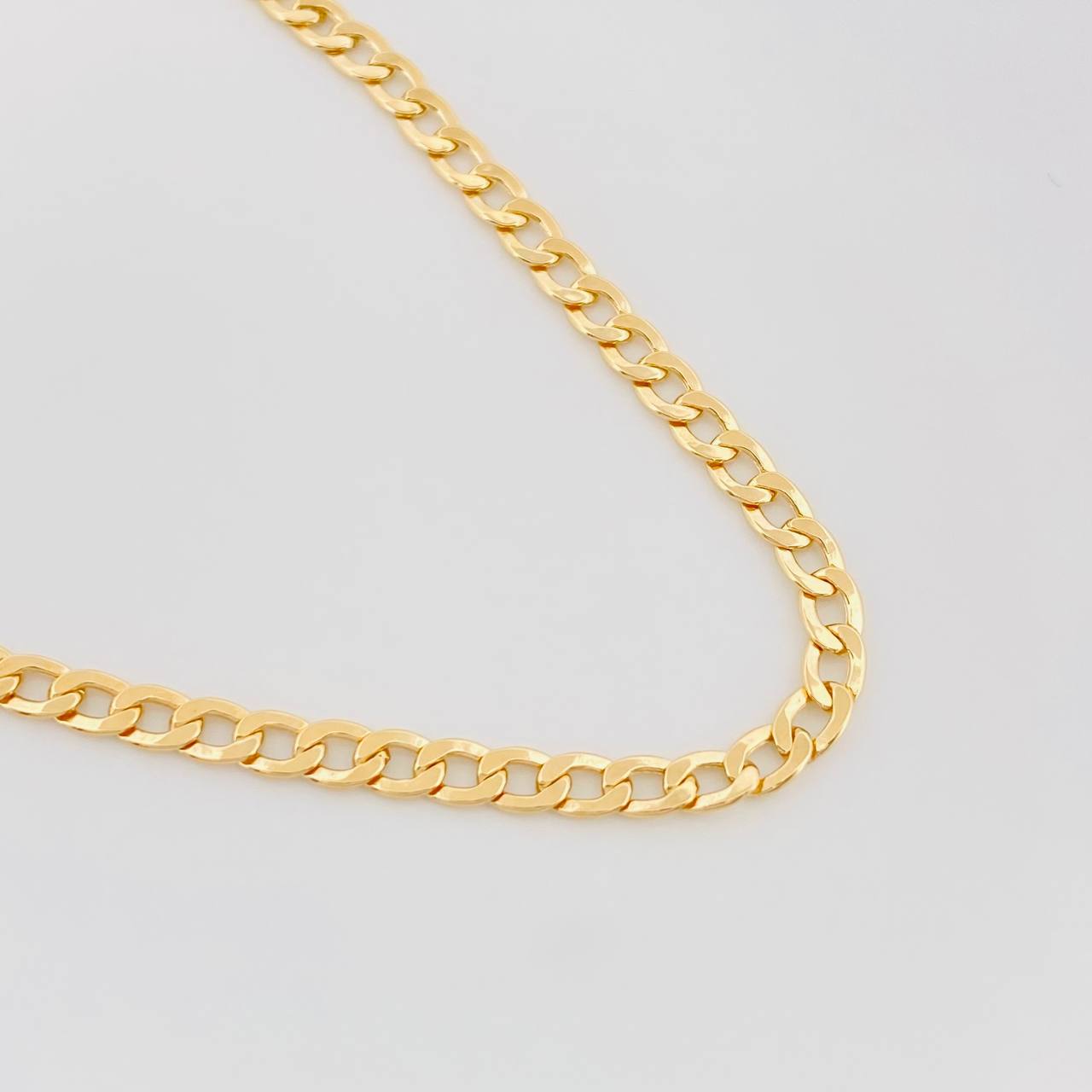 Cadena Cubana 4.1g / 24 in / 3.19mm Oro Amarillo 18K
