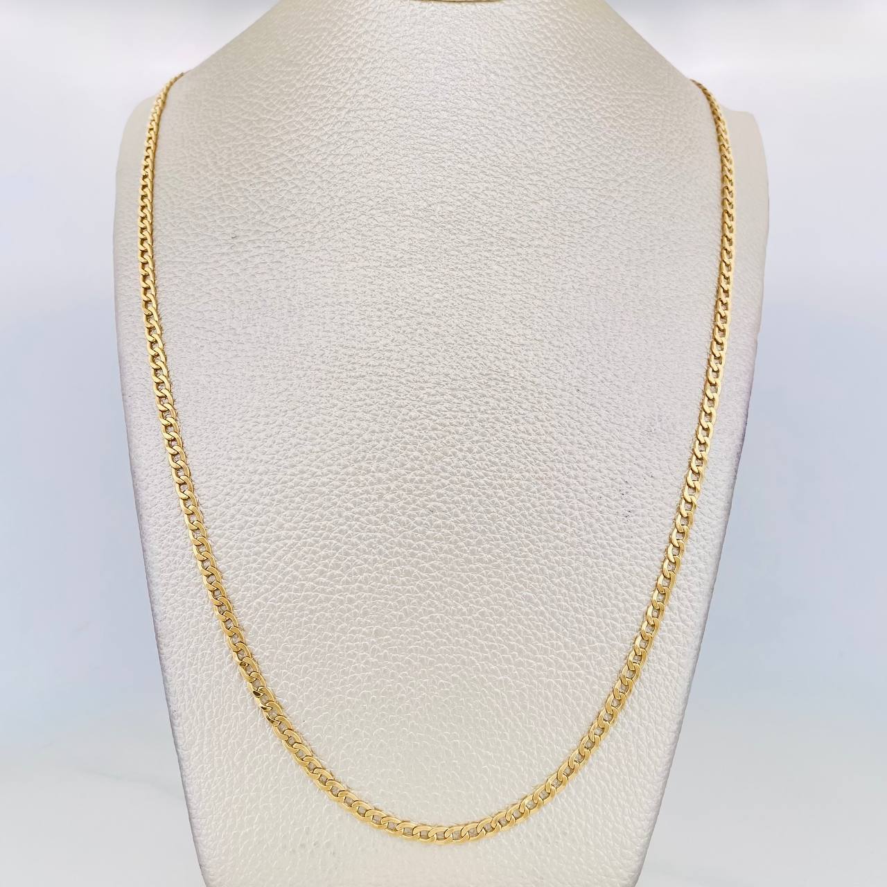 Cadena Cubana 3.95g / 24 in / 3.15mm Oro Amarillo 18K