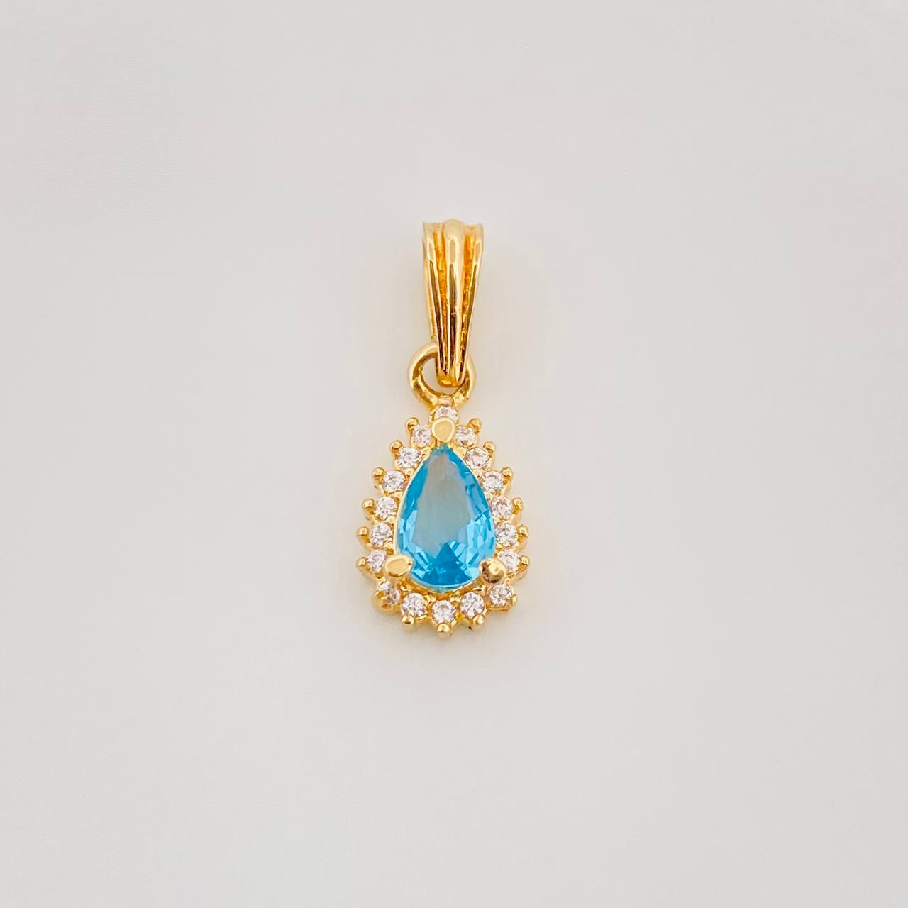 Dije Halo Gota 1.05g / 3/4 in Oro Amarillo 18K