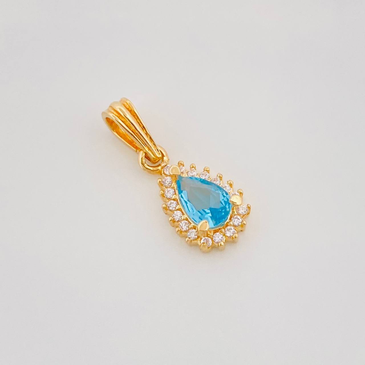 Dije Halo Gota 1.05g / 3/4 in Oro Amarillo 18K