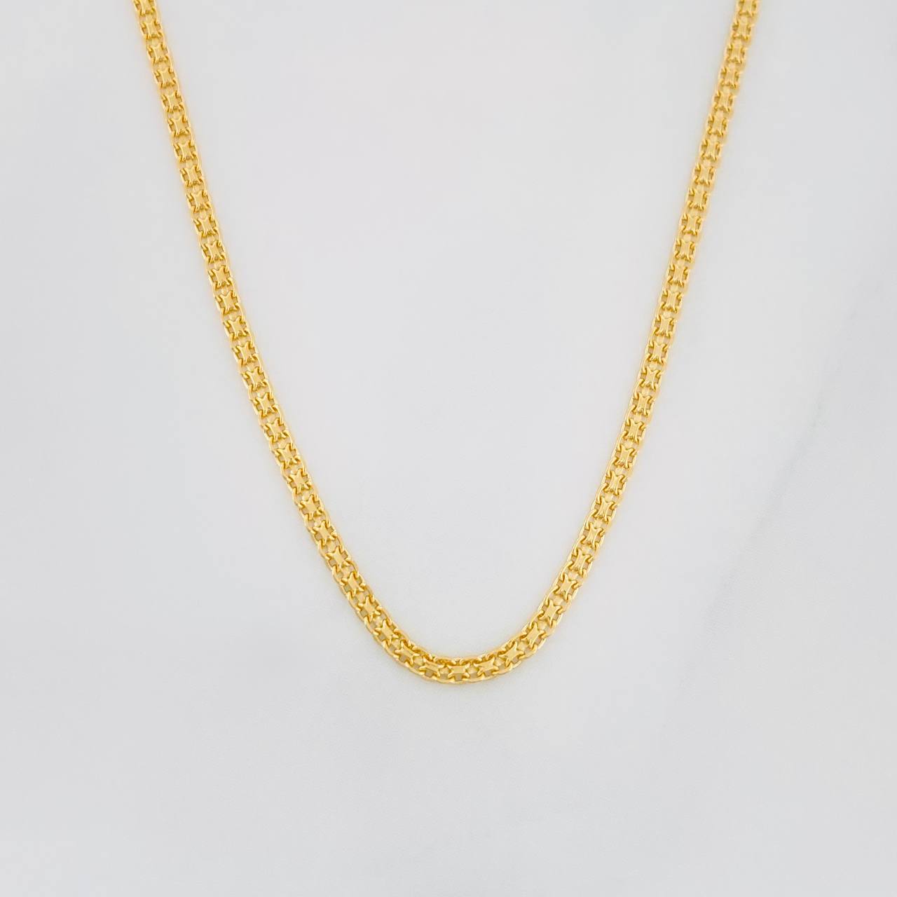 Cadena China 3.35g / 24 in / 1.49mm Oro Amarillo 18K