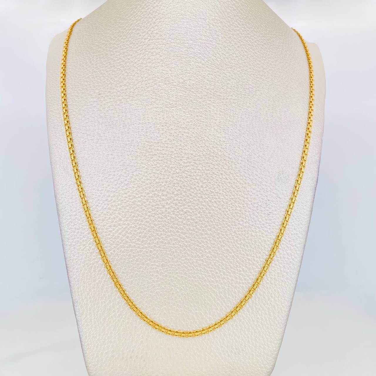 Cadena China 7.2g / 24 in / 2.42mm Oro Amarillo 18K
