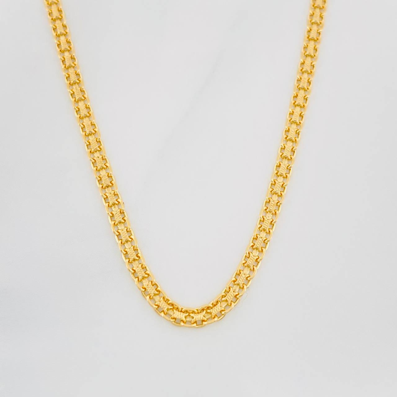 Cadena China 5.5g / 24 in / 2.2mm Oro Amarillo 18K