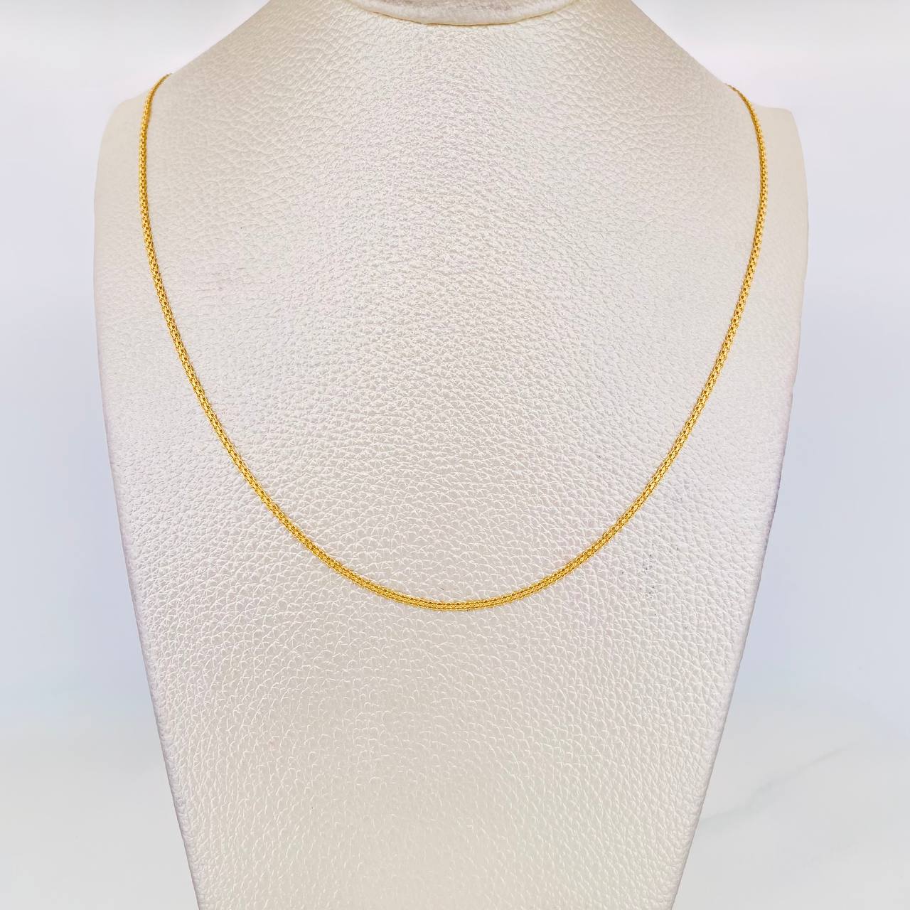 Cadena China 2.55g / 18 in / 1.49mm Oro Amarillo 18K