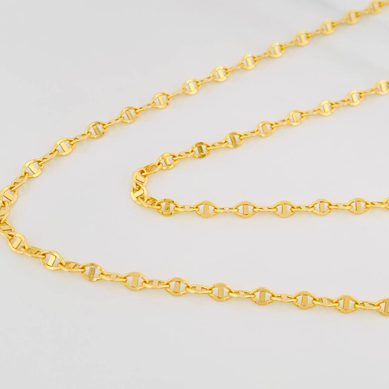 Cadena Escalera Volga 3.35g / 24 in / 2.77mm Oro Amarillo 18K