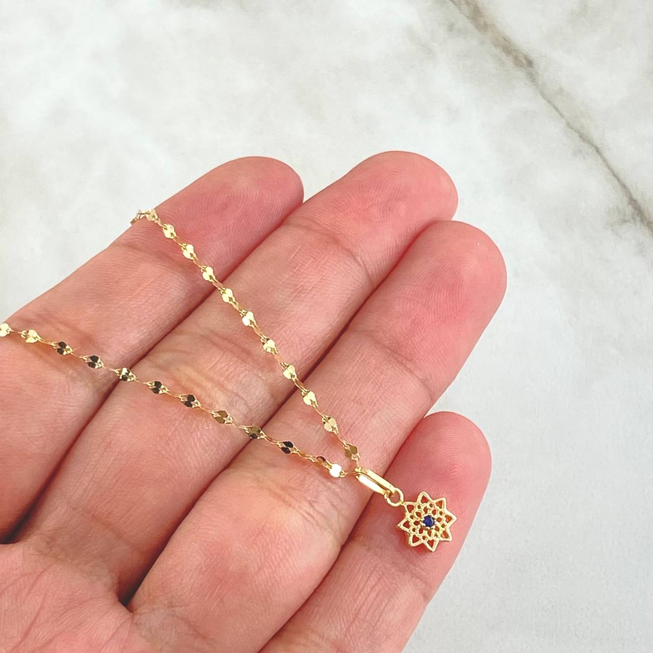 Set Chain Flower Mirror 0.95gr / 19.7in + Pendant Mandala Flower 0.55gr / 1.5gr / Blue Zircon 18K Gold (Offer)