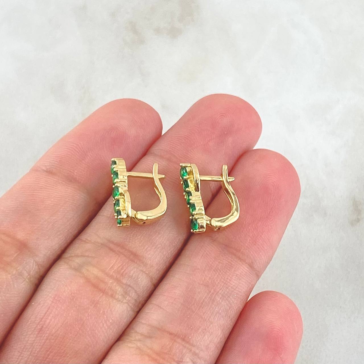 Candongas Omega Infinito 2.75gr / 1.1cm / Nac.Esp. Oro 18K