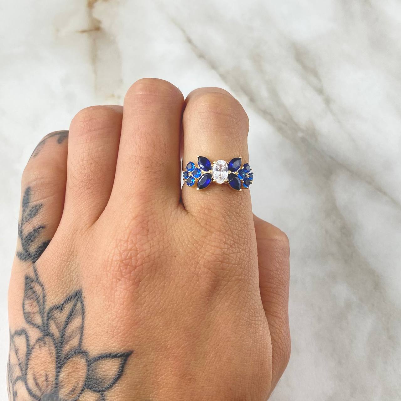 Anillo Flores Victorianas 2.45gr / T5 1/4 / Nac.Esp. Oro 18K