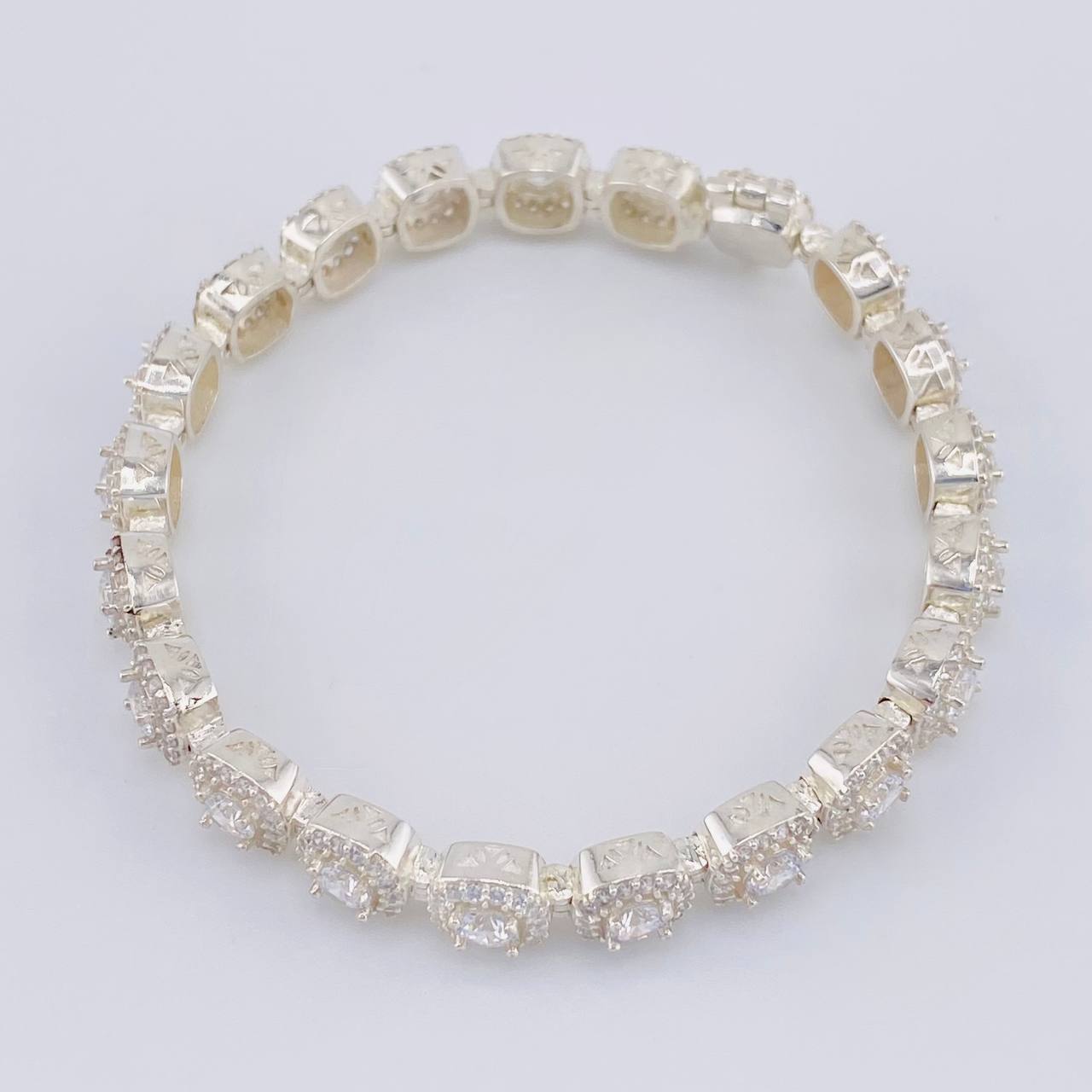 Pulso Tenis Cuadrado 20.15g / 7 in / 7.6mm Plata 925