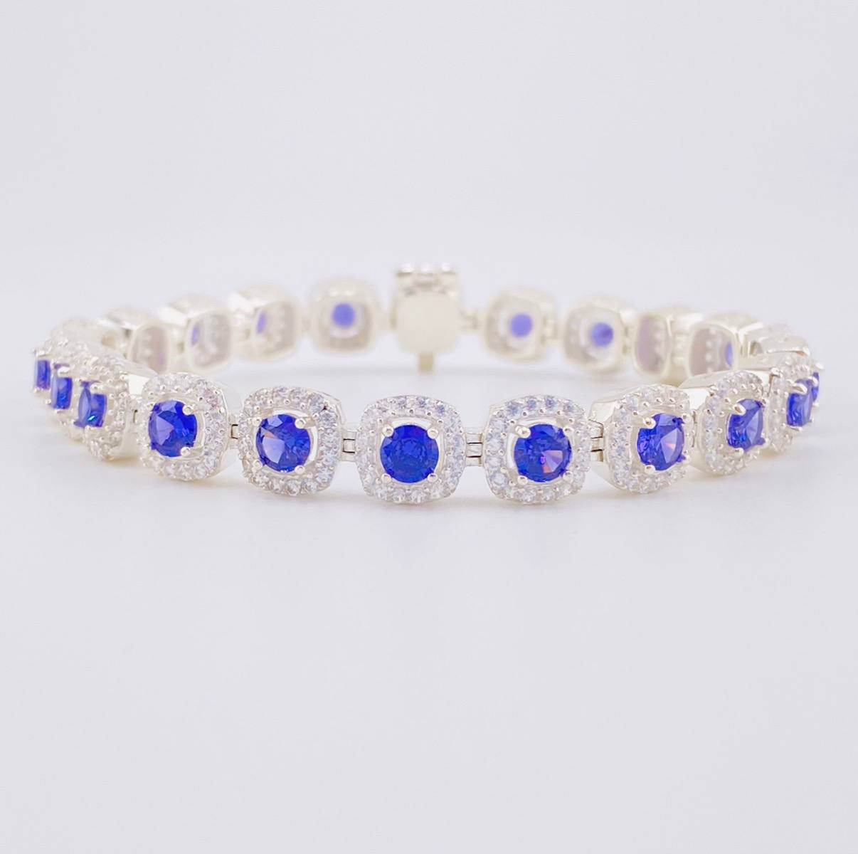 Square Tennis Bracelet 20.95g / 7 1/4 in / 7.6mm Silver 925