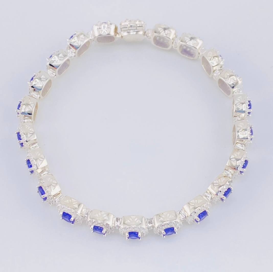 Square Tennis Bracelet 20.95g / 7 1/4 in / 7.6mm Silver 925