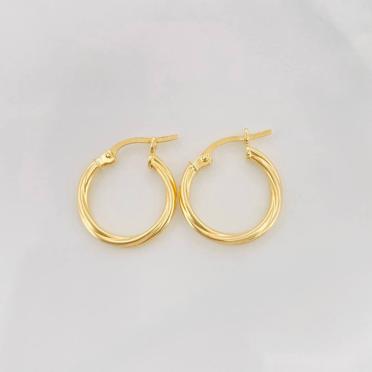 Candongas Mary 1.1g / 3/4 in Oro Amarillo 18K
