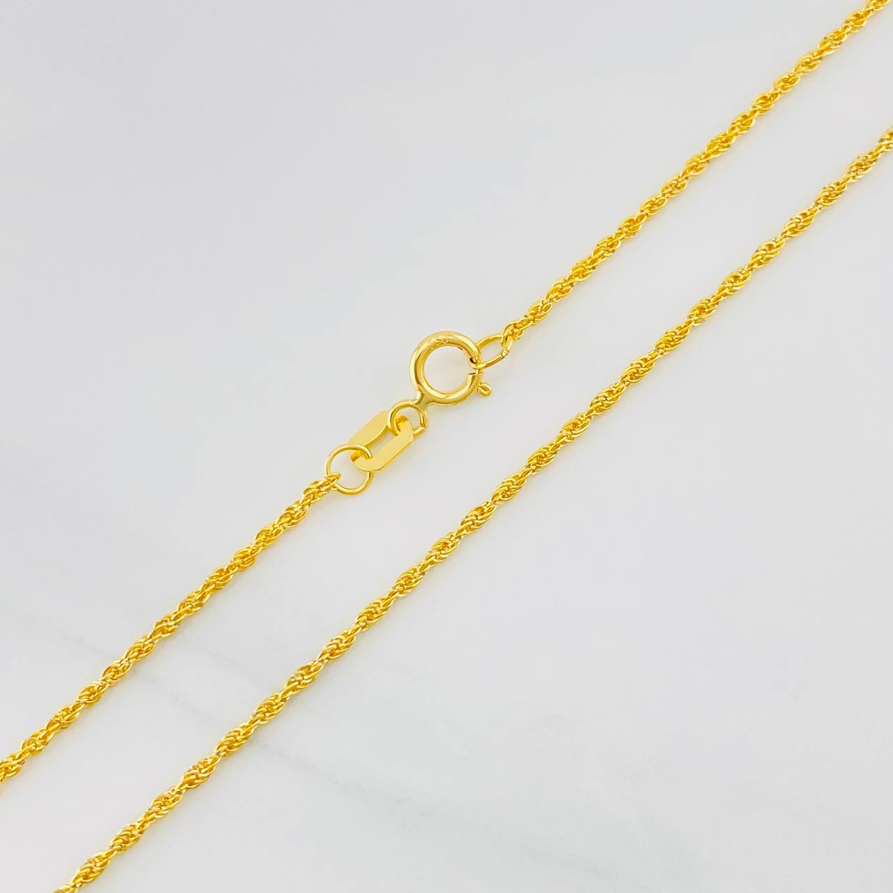 Set Rope Chain + Tear Halo Pendant / 2.05g / 20 in 18K Yellow Gold