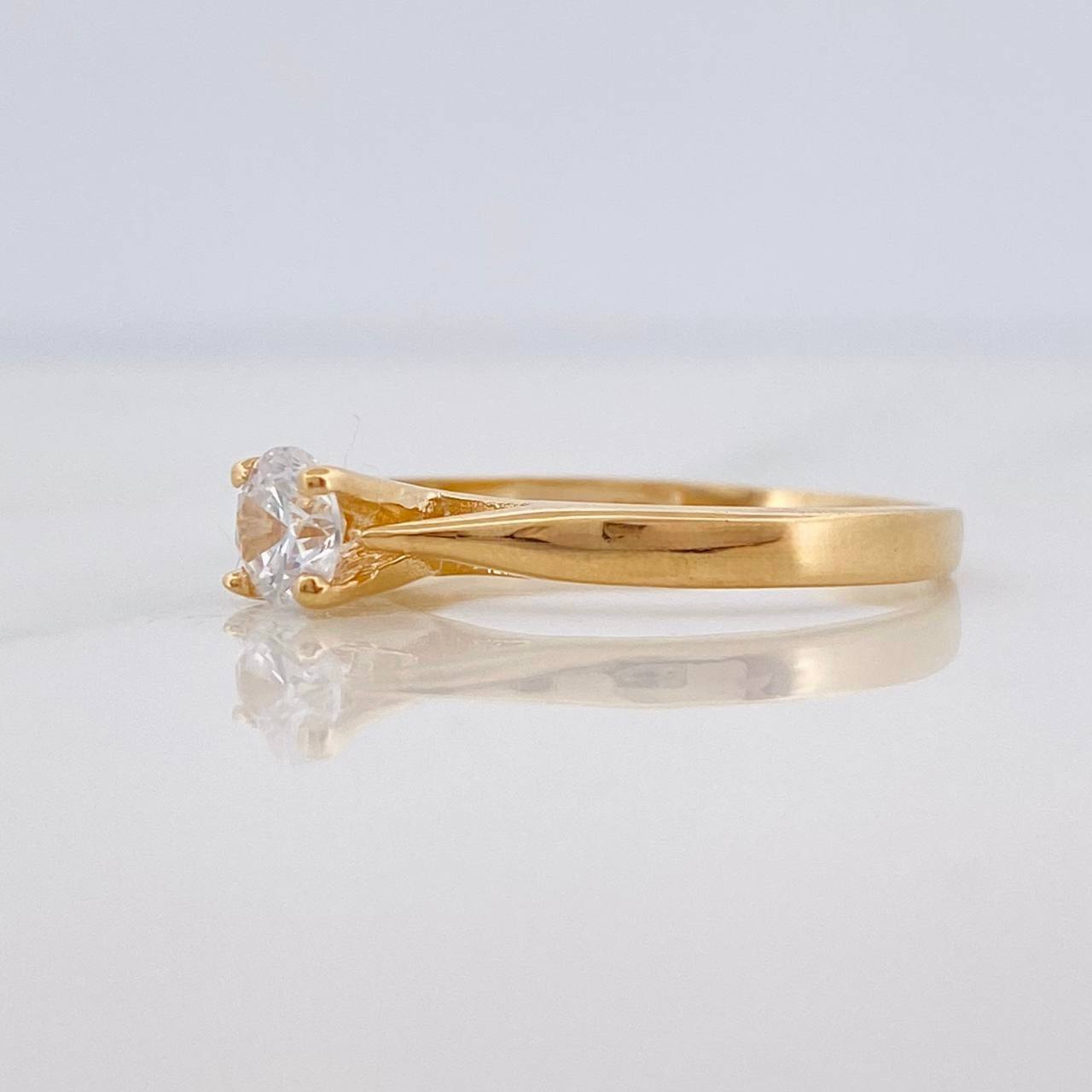 Solitaire Ring 1.85 g / T5 1/2 Yellow Gold 18K