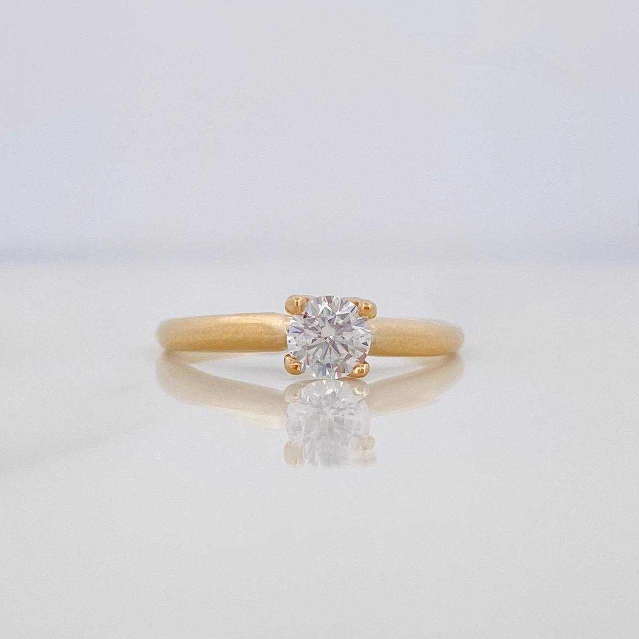 Solitaire Ring 1.65 g / T6 Yellow Gold 18K