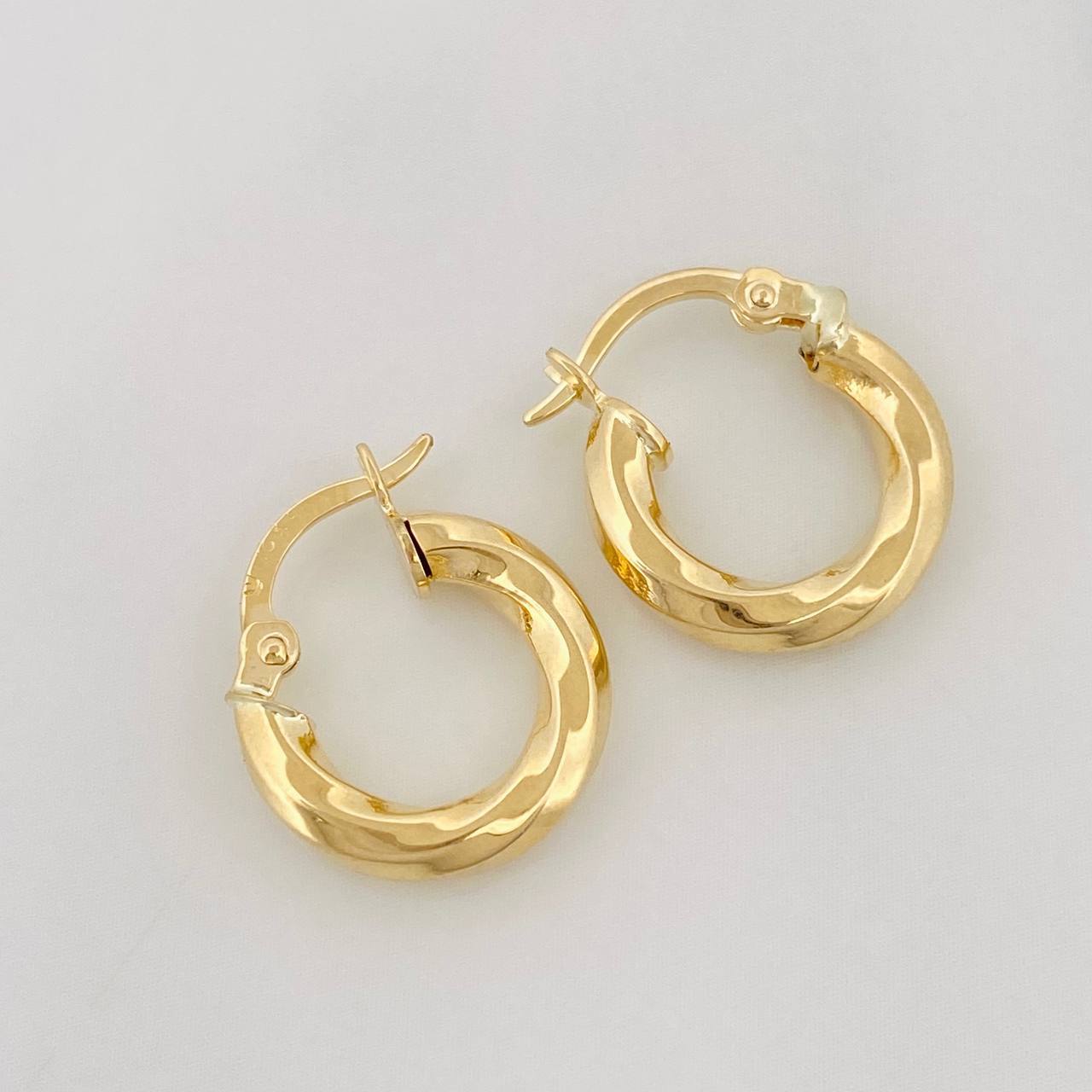 Candongas Kari 1.5 g / 1/2 in Oro Amarillo 18K