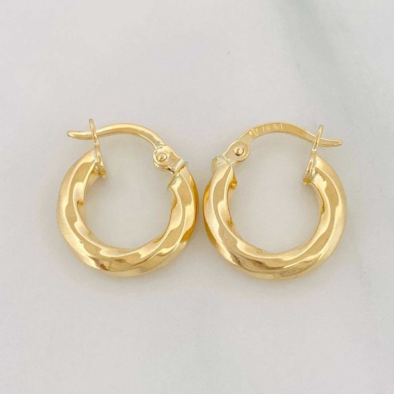 Candongas Kari 1.5 g / 1/2 in Oro Amarillo 18K