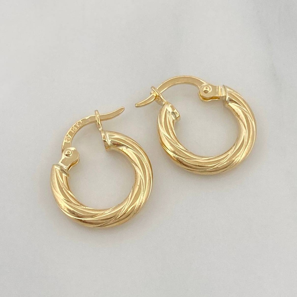Hoop Earrings Mary 1.35 g / 1/2 in Yellow Gold 18K