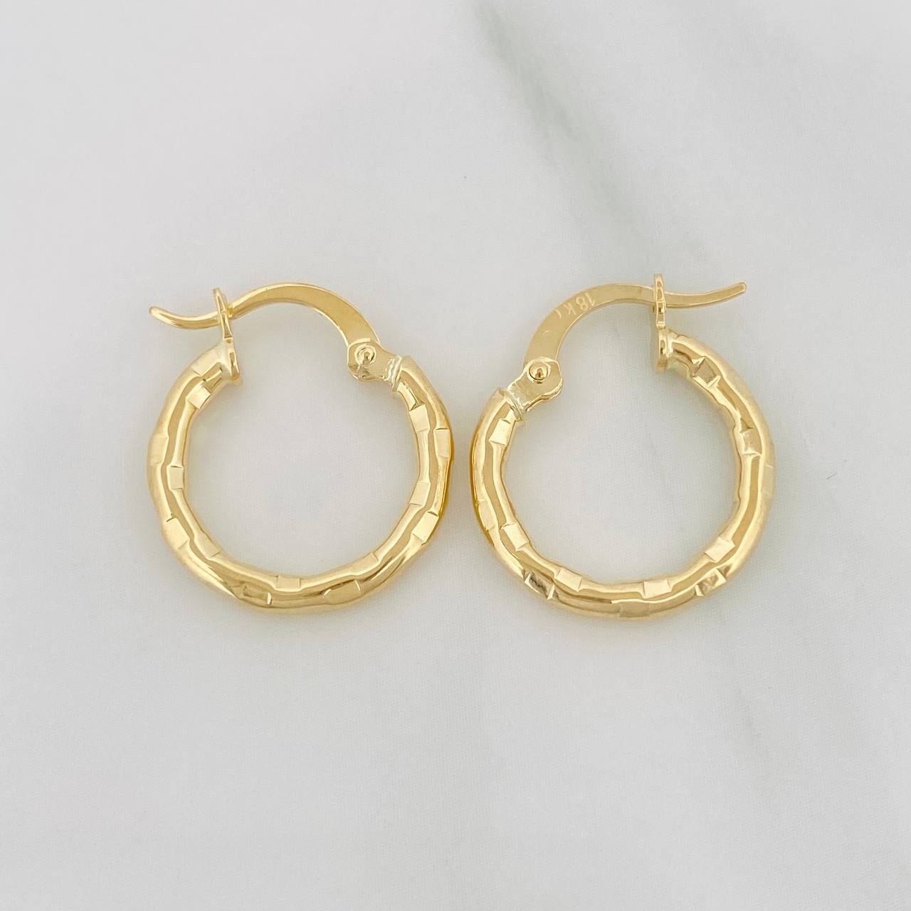 Hoop Earrings Val 1.3 g / 3/4 in Yellow Gold 18K