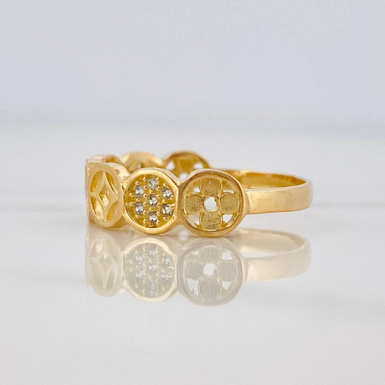 Ring Figures 2.25 g / T5 1/4 Yellow Gold 18K
