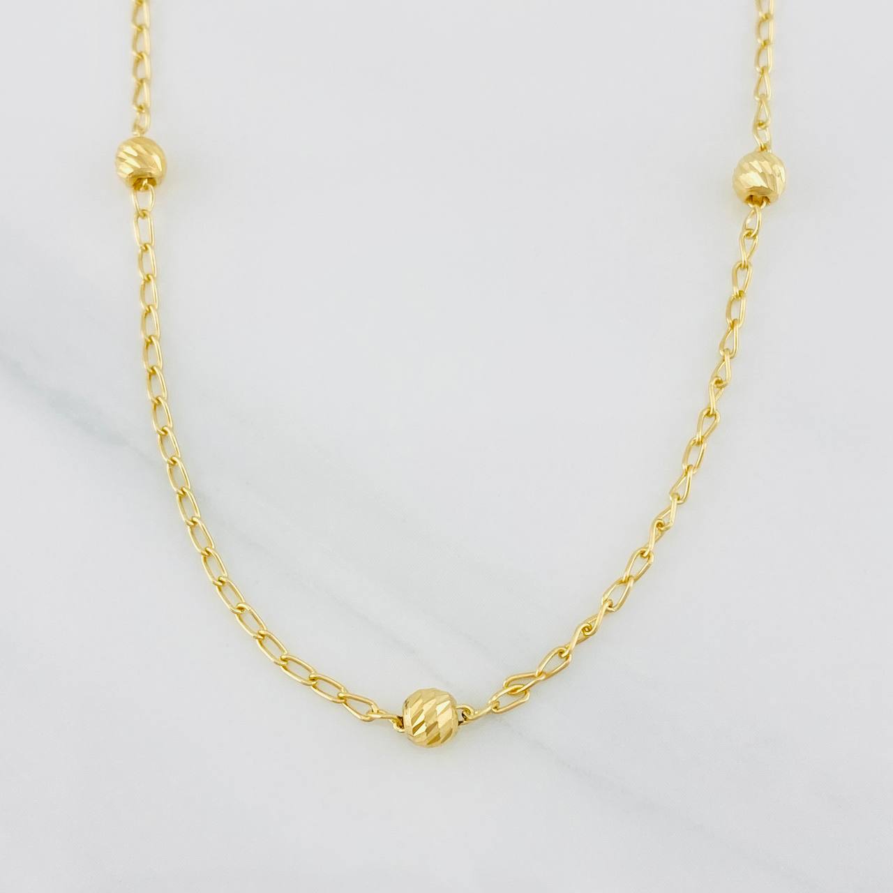 Cadena Espiga Bolas 3.15g / 18 in / 4mm Oro Amarillo 18K