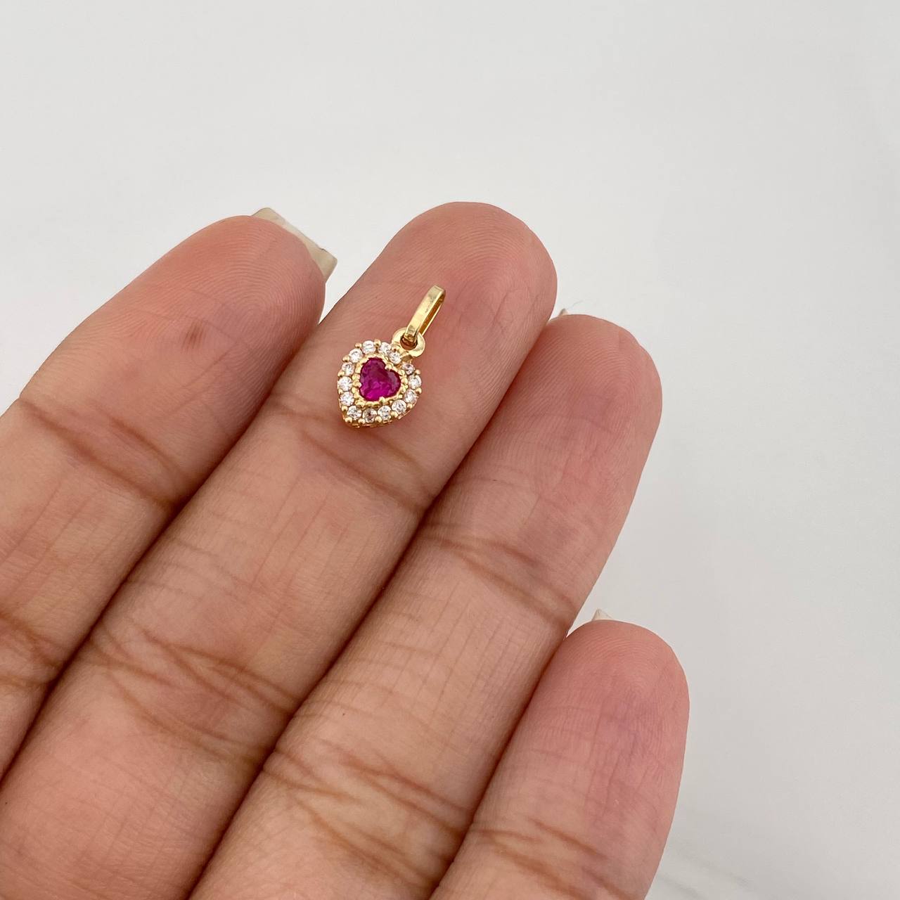 Dije Halo Corazón 0.7g / 1/2 in Oro Amarillo 18K