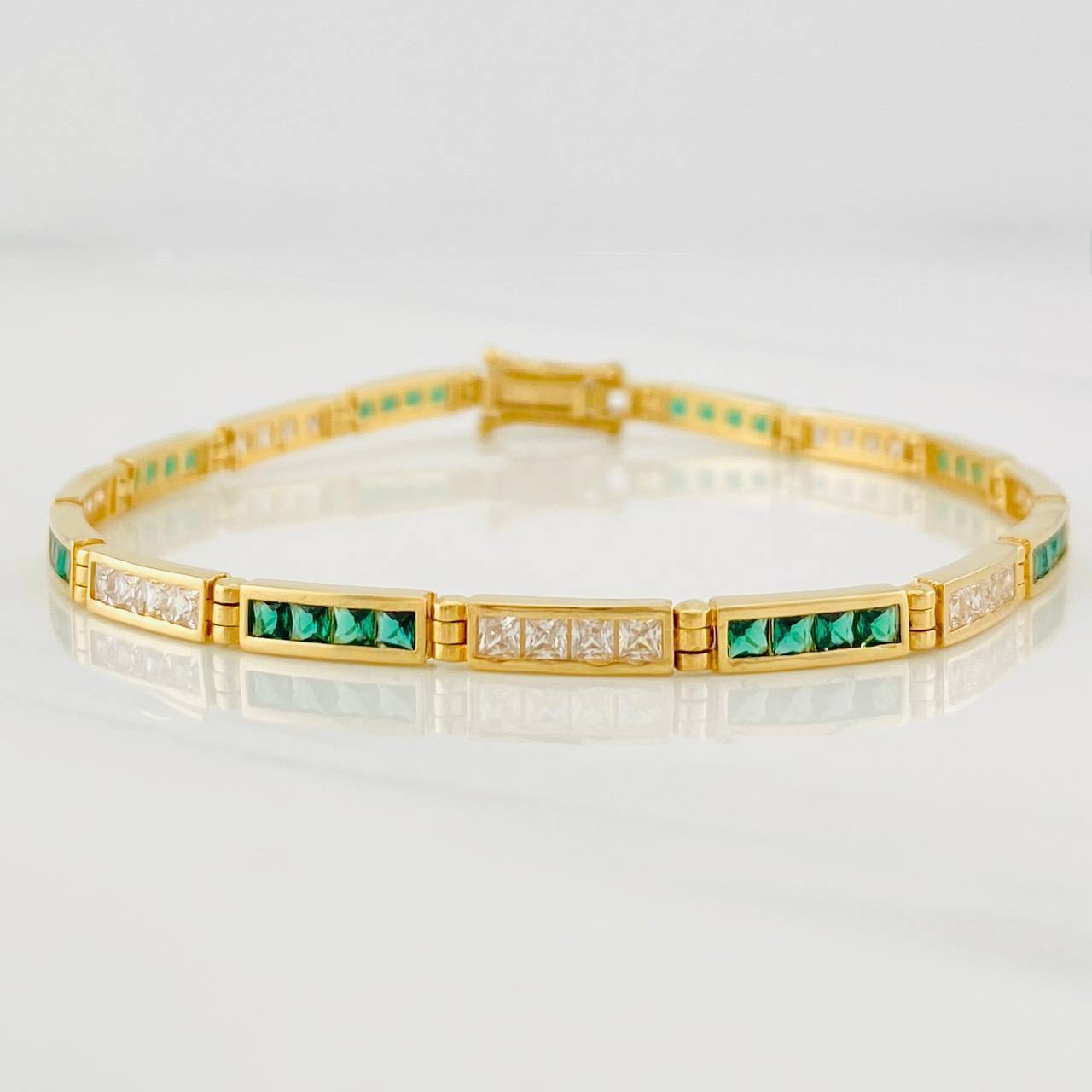 Tennis Bracelet Rectangular 10.8g / 7 3/4 in / 3.3mm Yellow Gold 18K