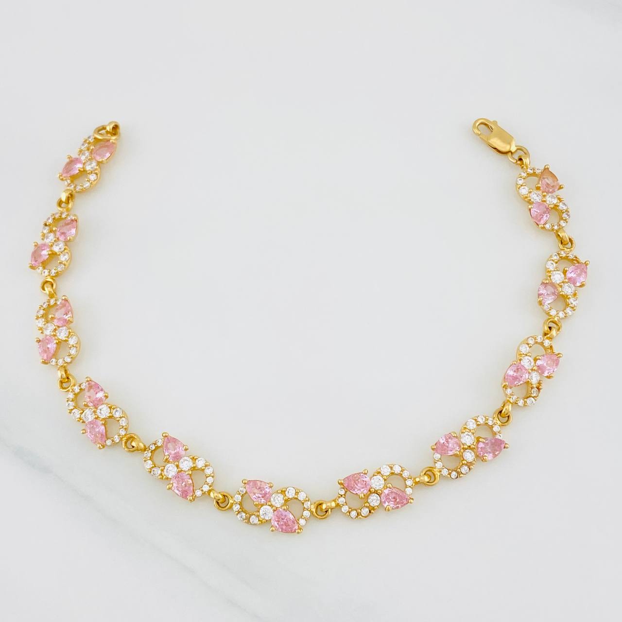 Bracelet Infinite 9.4g / 7 in / 6.3mm Yellow Gold 18K